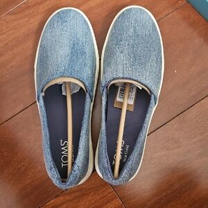 TOMS Denim Slip-On Sneakers in Light Blue with White Trim